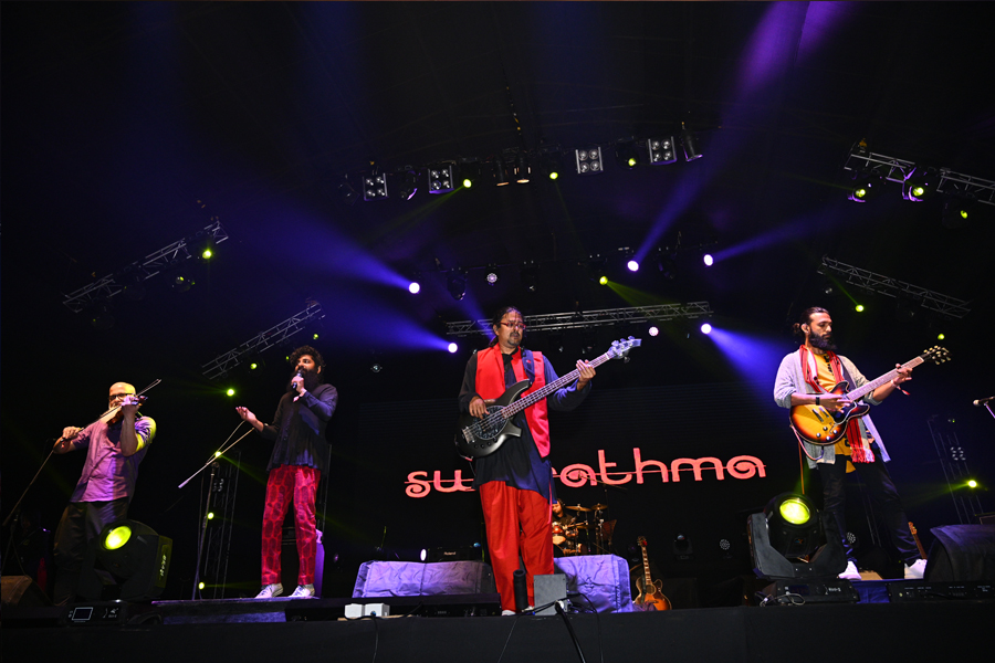 Bangalore-based folk/fusion band "Swarathma" performed a visually electric and high-energy live act which left everyone wanting for more! (Photo Courtesy: LiveNow Events)