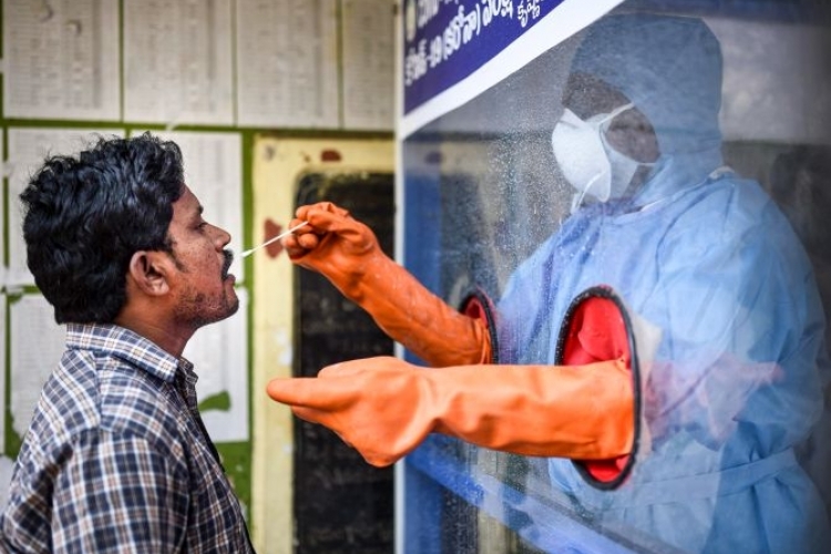 India's COVID-19 tally crosses 8,000-mark, 273 deaths