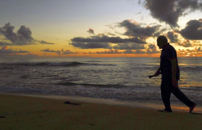 Modi-Xi meet: PM begins day with exercise, clearing litter