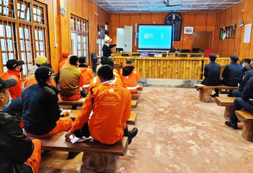 Personnel of SDRF and NDRF at the one day training programme