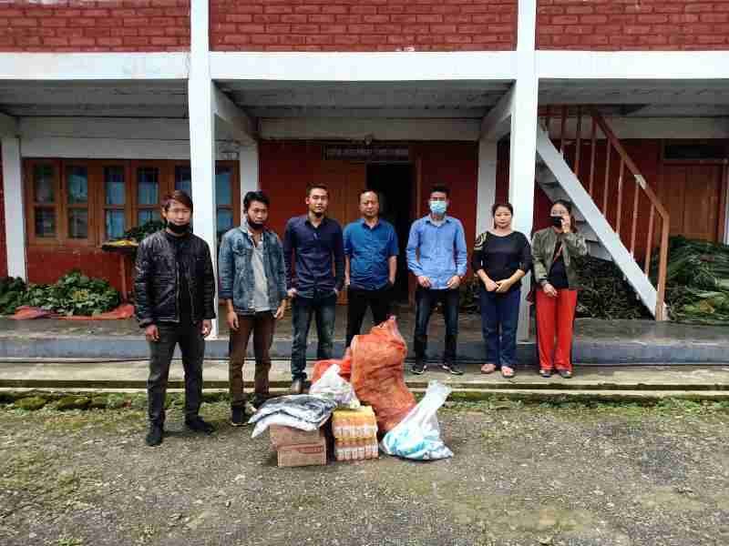 May I Help You Organisation (MIHYO Nagaland) visited quarantine centre at Lemphong, Longleng and contributed few essentials to the centre on May 30. The team lead by its President and Executive Director, Lenangh Angh was received by the Executive Secretary, N Tialemba Phom, Phom Baptist Christian Association (PBCA) Longleng.