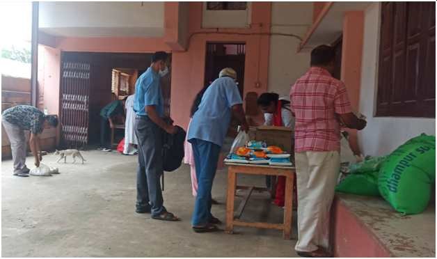 The St Thomas Mission Society has been donating food kits to needy families in Dimapur throughout this COVID-19 pandemic and the subsequent lockdown. 