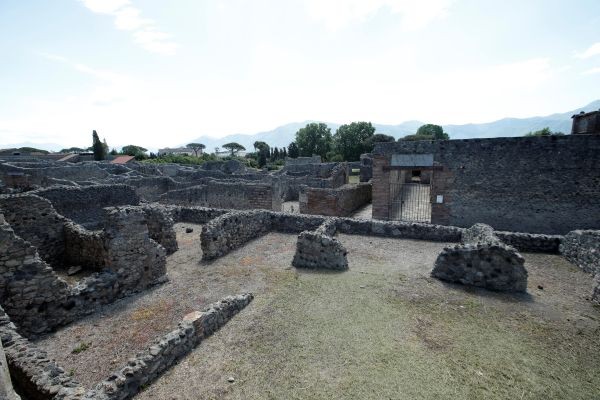 The archaeological site of the ancient Roman city of Pompeii is seen, as it reopens to the public with social distancing and hygiene rules, after months of closure due to an outbreak of the coronavirus disease (COVID-19), in Pompeii, Italy on May 26, 2020. (REUTERS Photo)