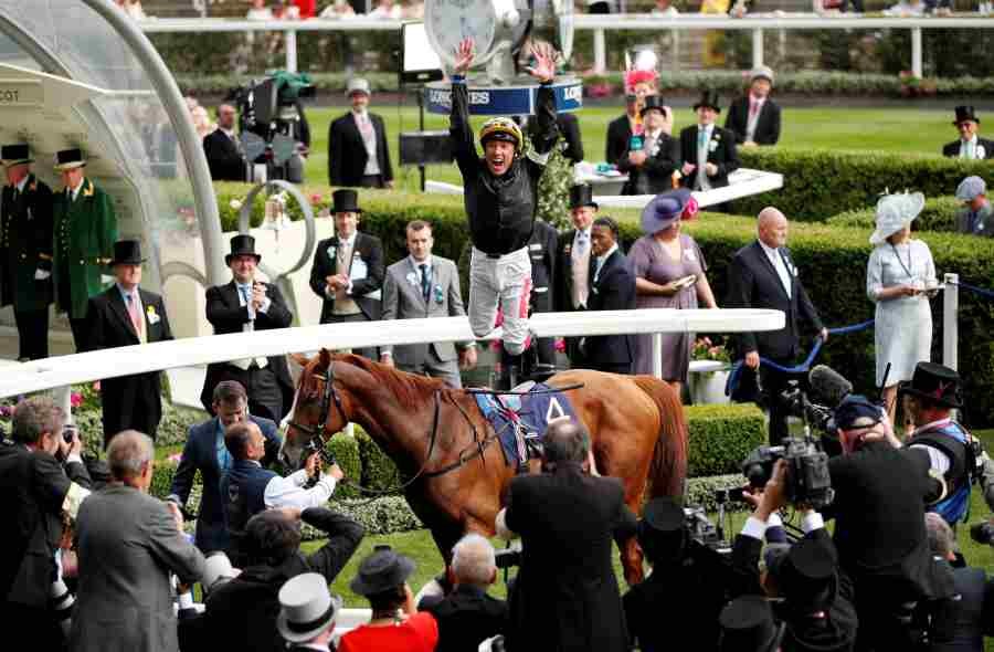 Frankie Dettori on Stradivarius celebrates after winning the 4.20 Gold Cup (Reuters File Photo)