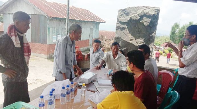 Dr Thungbemo Patton, DSO Wokha along with medical staffs conducting fever screening at Old Riphyim village during Anti-malaria month. (Photo Courtesy: CMO office Wokha)