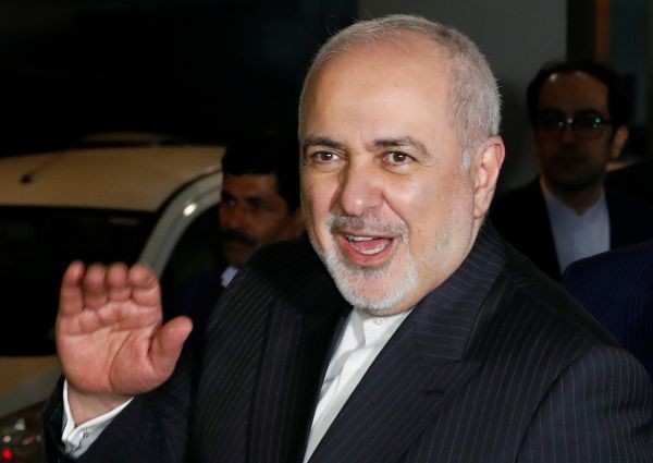 Iranian Foreign Minister Javad Zarif gestures upon his arrival at the airport in New Delhi on January 14, 2020. (REUTERS File Photo)