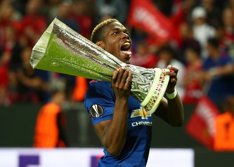 Manchester United's Paul Pogba celebrates with the trophy after winning the Europa League Reuters / Michael Dalder Livepic/File Photo