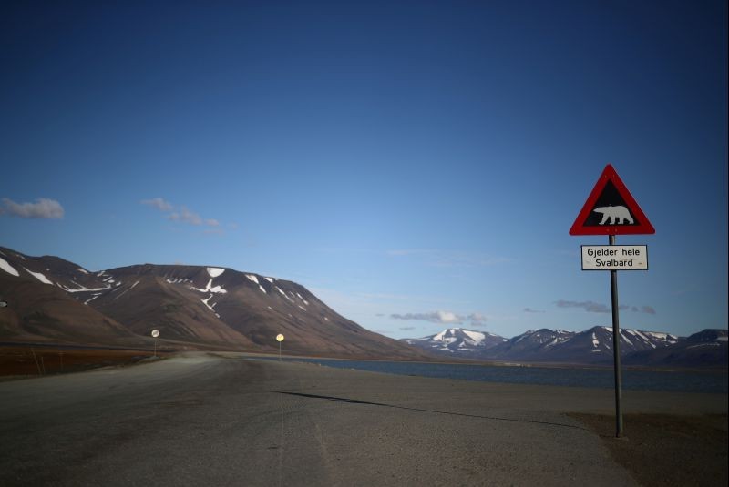 A sign warns of the danger from polar bears in the town of Longyearbyen in Svalbard, Norway on August 3, 2019. (REUTERS File Photo)