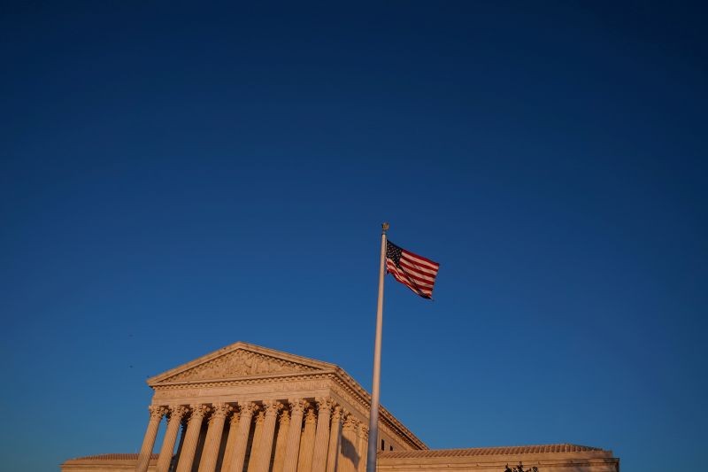 The Supreme Court building is seen in Washington, US on January 21, 2020. (REUTERS File Photo)