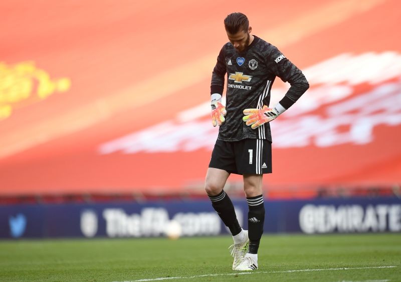 FILE PHOTO: Soccer Football - FA Cup Semi Final - Manchester United v Chelsea - Wembley Stadium, London, Britain - July 19, 2020 Manchester United's David de Gea looks dejected. Pool via REUTERS/Andy Rain/File Photo