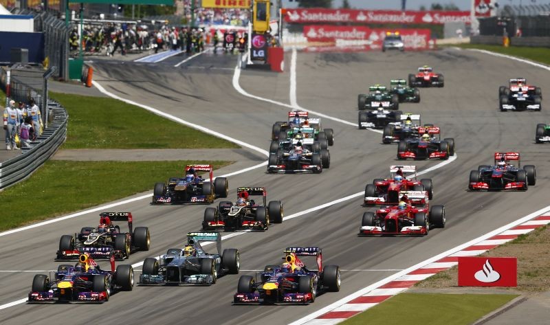 FILE PHOTO: Drivers race during the German F1 Grand Prix at the Nuerburgring circuit, July 7, 2013. REUTERS/Wolfgang Rattay
