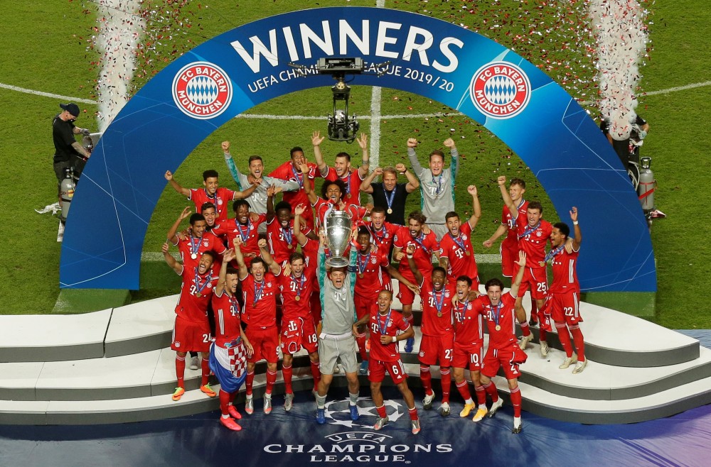 General view as Bayern Munich players celebrate winning the Champions League with the trophy at Estadio da Luz, Lisbon on August 23.(Photo: Manu Fernandez/Pool via REUTERS)