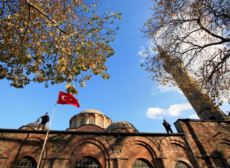 Turkish police officers stand guard atop the Kariye (Chora) museum, the 11th century church of St. Savior,  in Istanbul on November 28, 2007. (REUTERS File Photo)