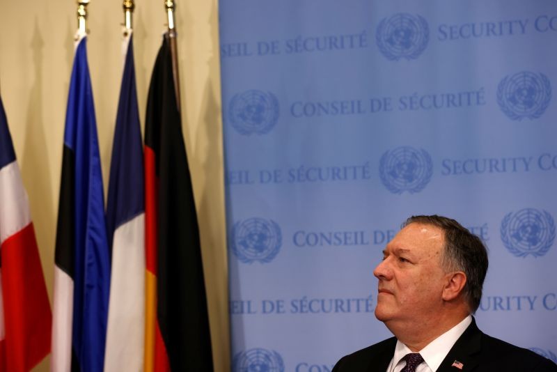 U.S. Secretary of State Mike Pompeo speaks to reporters following a meeting with members of the U.N. Security Council about Iran's alleged non-compliance with a nuclear deal and calling for the restoration of sanctions against Iran at U.N. headquarters in New York, US on August 20, 2020. (REUTERS Photo)