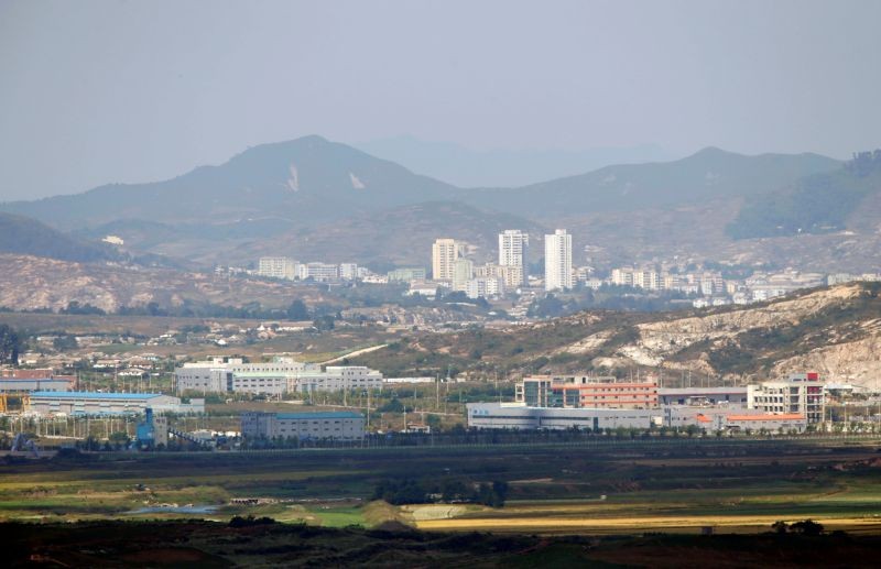 Kaesong city is seen across the demilitarised zone (DMZ) separating North Korea from South Korea in this picture taken from Dora observatory in Paju, 55 km (34 miles) north of Seoul on September 25, 2013. (REUTERS File Photo)