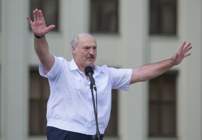 Belarusian President Alexander Lukashenko gestures as he delivers a speech during a rally of his supporters near the Government House in Independence Square in Minsk, Belarus on August 16, 2020. (REUTERS Photo)