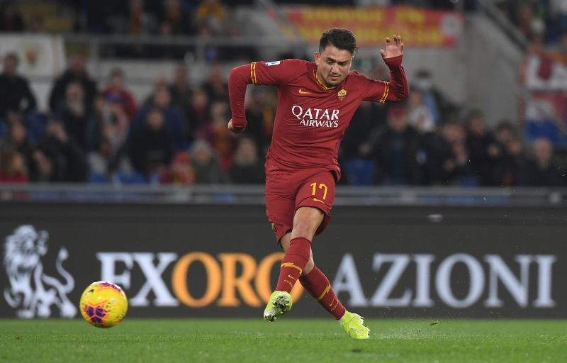 AS Roma's Cengiz Under scores their first goal REUTERS/Alberto Lingria/Files