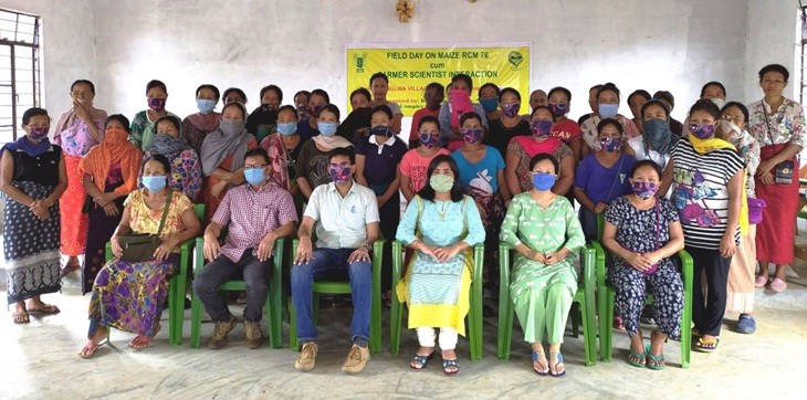 Officials and participants during the field day on maize RCM 76 cum farmer scientist interaction held at Punglwa B village, Peren on September 23. (Photo Courtesy: KVK Peren) 