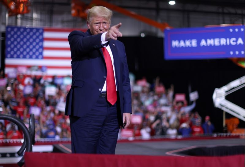 U.S. President Donald Trump rallies with supporters at a campaign event in Henderson, Nevada, US on September 13, 2020. (REUTERS Photo)