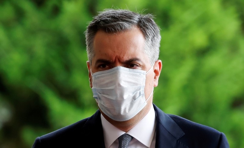 FILE PHOTO: Newly appointed Lebanese Prime Minister Mustapha Adib wears a protective face mask as he arrives to attend a meeting with French President Emmanuel Macron at the presidential palace in Baabda, Lebanon September 1, 2020. REUTERS/Gonzalo Fuentes/Pool