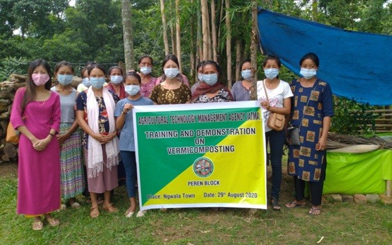 Participants during the field day, training and demonstration conducted by ATMA Peren block.