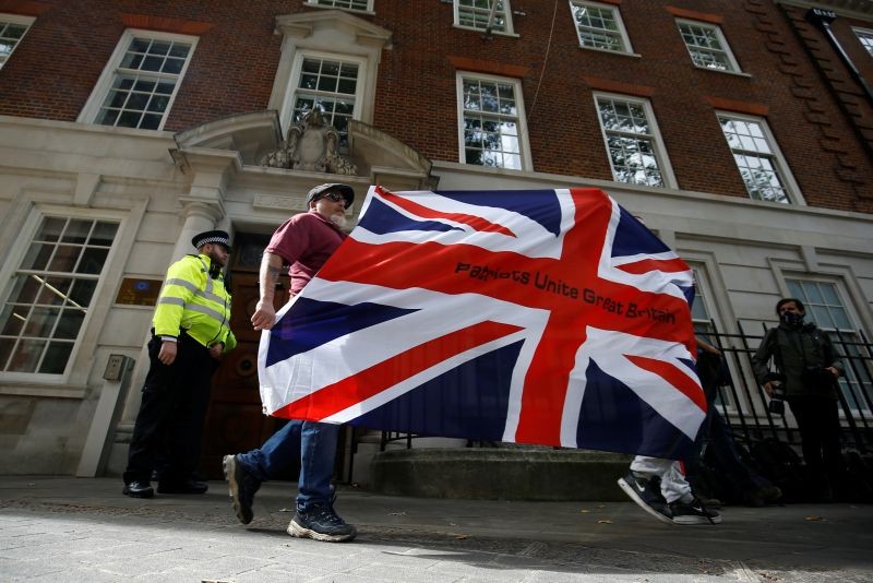 Brexit supporters protest at the Europe House in London, Britain on September 9, 2020. (REUTERS Photo)