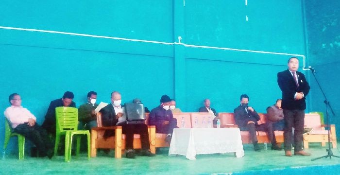 Neiba Kronu addressing the consultative meeting on October 3 at Pfutsero.