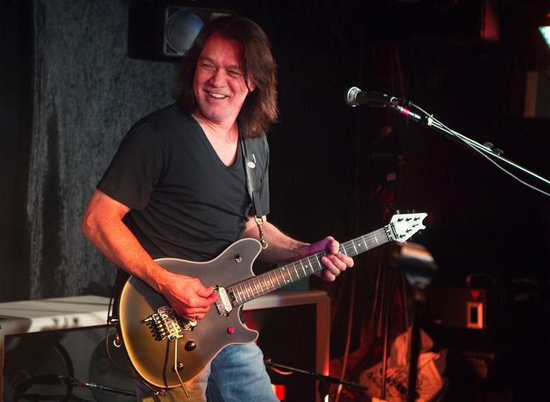 FILE PHOTO: Guitarist Eddie Van Halen performs during a private Van Halen show to announce the band's upcoming tour at Cafe Wha? in New York January 5, 2012. REUTERS/Lucas Jackson