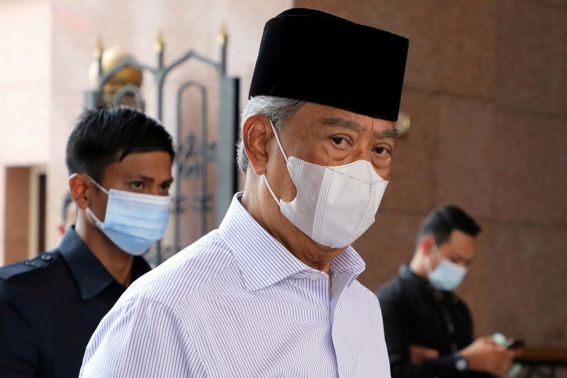 Malaysia's Prime Minister Muhyiddin Yassin wearing a protective mask arrives at a mosque for prayers, amid the coronavirus disease (COVID-19) outbreak in Putrajaya, Malaysia August 28, 2020. (REUTERS File Photo)