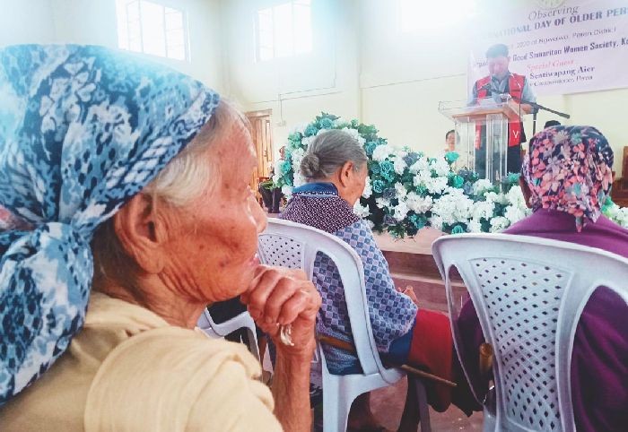 Older persons attend the speech of Peren DC Sentiwapang Aier during International day of older persons at Ngwalwa on October 1. (Morung Photo by Chizokho Vero)