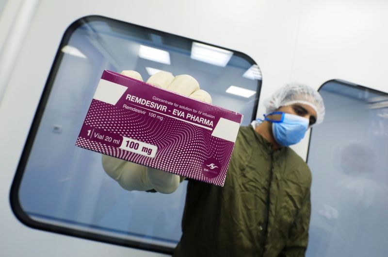 A lab technicians shows the coronavirus disease (COVID-19) treatment drug "Remdesivir" at Eva Pharma Facility in Cairo, Egypt on June 25, 2020. (REUTERS File Photo)