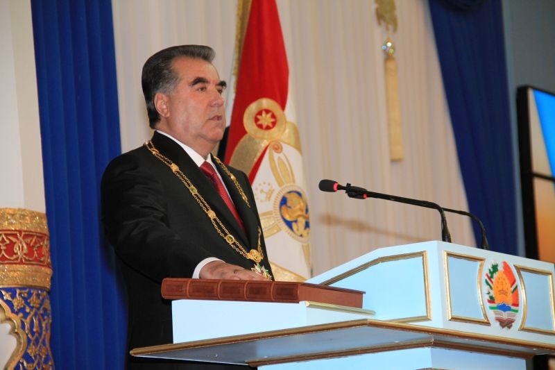 Tajikistan's President Imomali Rakhmon takes oath during his inauguration ceremony in Dushanbe in this November 16, 2013 handout photograph provided by the Press Service of presidential administration of Tajikistan. (REUTERS File Photo)