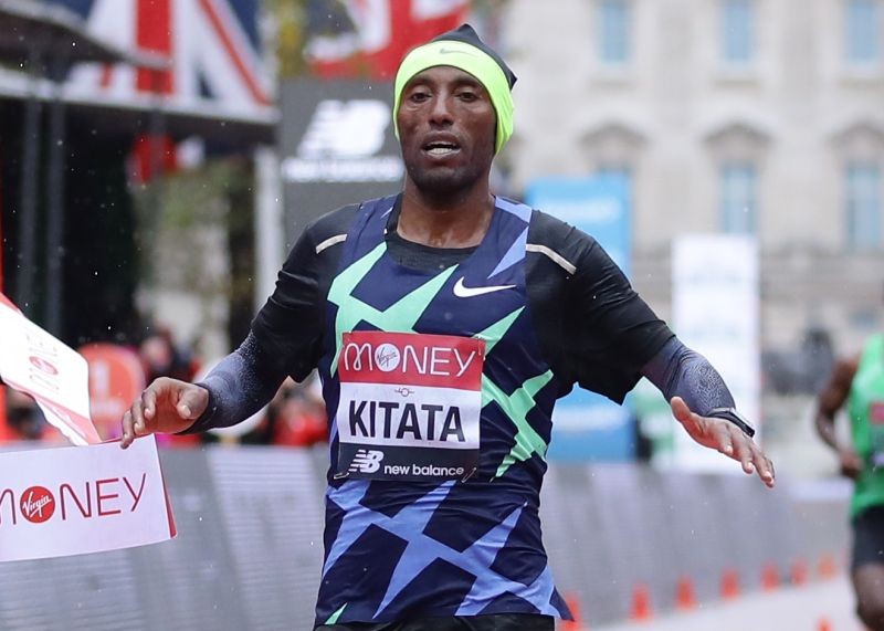 Ethiopia's Shura Kitata celebrates winning the elite men's race Pool via REUTERS/Richard Heathcote