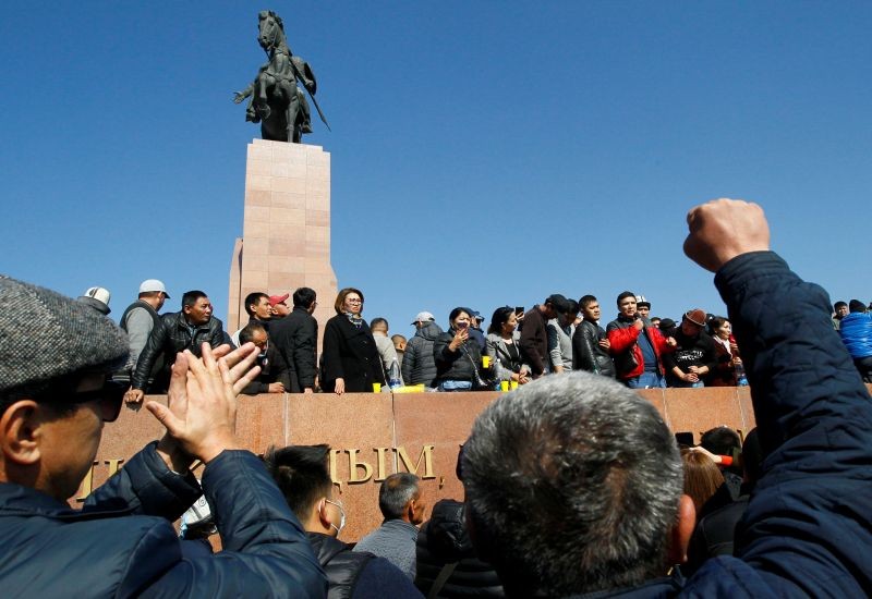 People attend a rally following post-election protests during which opposition groups took control of most of the government's apparatus, in Bishkek, Kyrgyzstan, October 7, 2020. (REUTERS Photo)