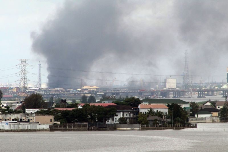 Smoke rises from Lagos mainland, Nigeria, October 21, 2020. (REUTERS Photo)