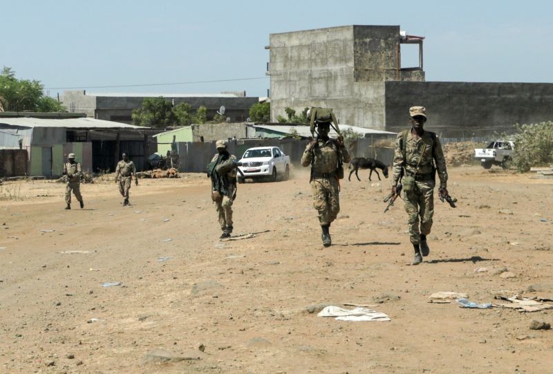 Members of the Amhara Special Force return to the Dansha Mechanized 5th division Military base after fighting against the Tigray People's Liberation Front (TPLF), in Danasha, Amhara region near a border with Tigray, Ethiopia November 9, 2020. (REUTERS Photo)