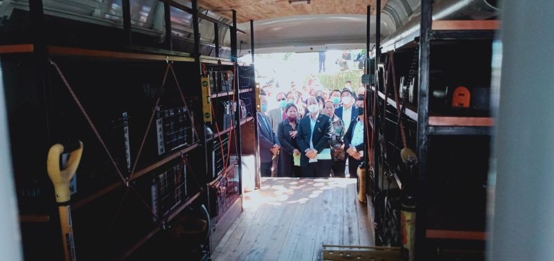 CM Neiphiu Rio and others during the launching programme of Mobile Skill Morung and Multi Skilled Handyman at Chiephobozou town on November 13. (Morung Photo)