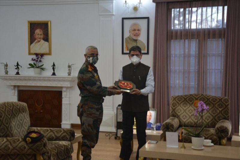 Chief of Army Staff, General Manoj Mukund Naravane with Nagaland Governor, RN Ravi at Raj Bhavan Kohima on November 24. (Photo Courtesy: PRO to Governor)