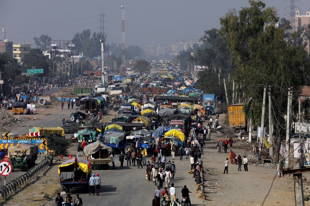 Tractors are seen parked on a national highway during a protest against the newly passed farm bills at Singhu border near Delhi, India, November 29, 2020. REUTERS/Anushree Fadnavis