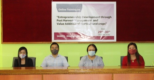 Dr Watimongla Jamir, Director SAMETI & Principal IETC i/c with SAMETI officials. (Photo Courtesy: SAMETI) 