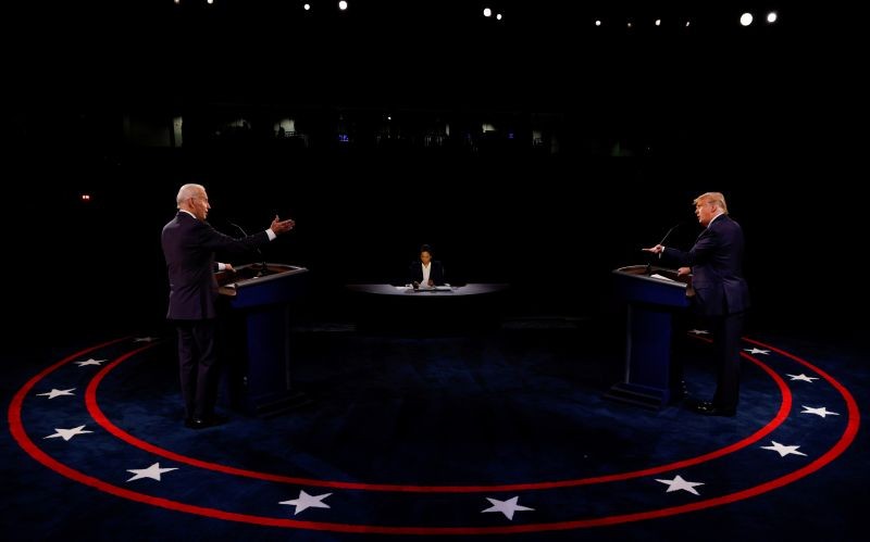 Democratic presidential nominee Joe Biden and U.S. President Donald Trump participate in their second 2020 presidential campaign debate at Belmont University in Nashville, Tennessee, U.S., October 22, 2020. (REUTERS File Photo)