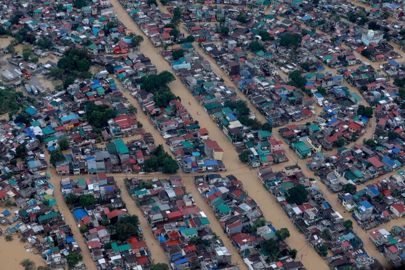An aerial view of the flooding in Manila, Philippines, as Typhoon Vamco unleashed some of the worst flooding in years in the capital, November 12, 2020. Picture taken November 12, 2020. (REUTERS Photo)