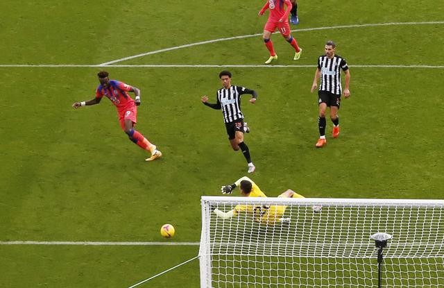 Chelsea's Tammy Abraham in action against Newcastl United at St James' Park, Newcastle on November 21. (Reuters Photo)