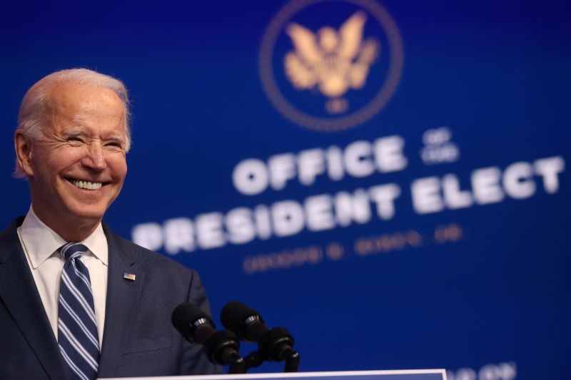 U.S. President-elect Joe Biden smiles as he speaks about health care and the Affordable Care Act (Obamacare) at the theater serving as his transition headquarters in Wilmington, Delaware, U.S., November 10, 2020. (REUTERS Photo)
