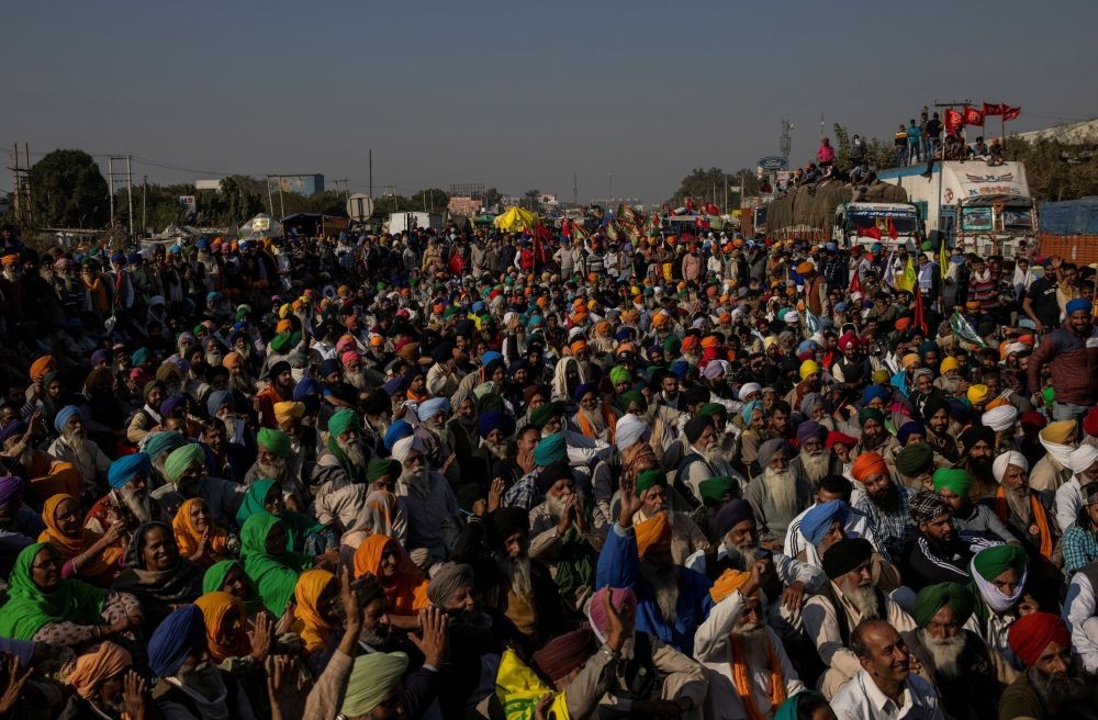 Farmers attend a protest against the newly passed farm bills at Singhu border near Delhi, India, November 28, 2020. REUTERS/Danish Siddiqui