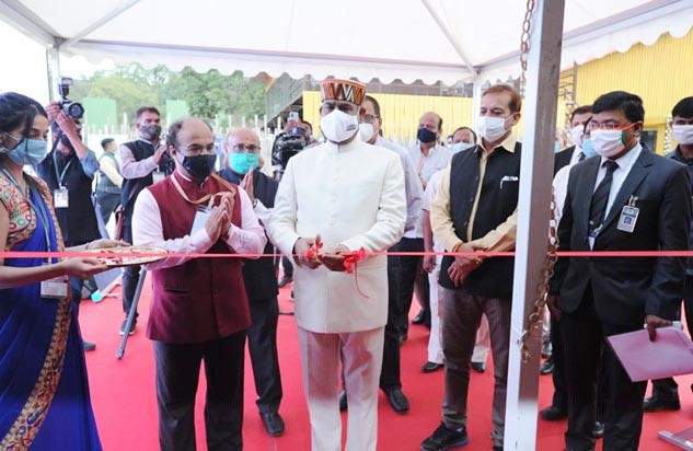 Lok Sabha Speaker Om Birla inaugurating the exhibit at Kevadia on November 25. (PIB Photo)