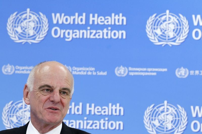 U.N. Secretary-General's Special Envoy for Ebola David Nabarro addresses the media on World Health Organization (WHO)'s health emergency preparedness and response capacities in Geneva, Switzerland, July 31, 2015. (REUTERS File photo)