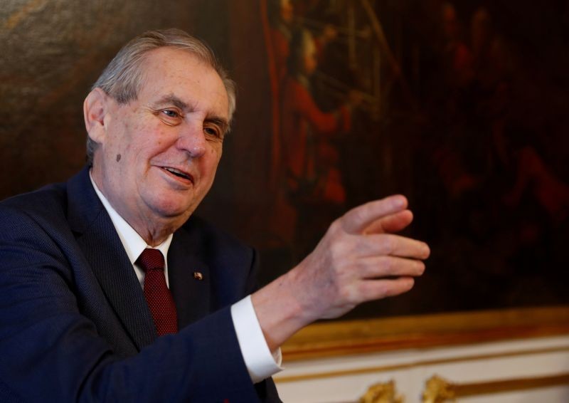Czech President Milos Zeman gestures in Vienna, Austria April 3, 2019. (REUTERS File Photo)