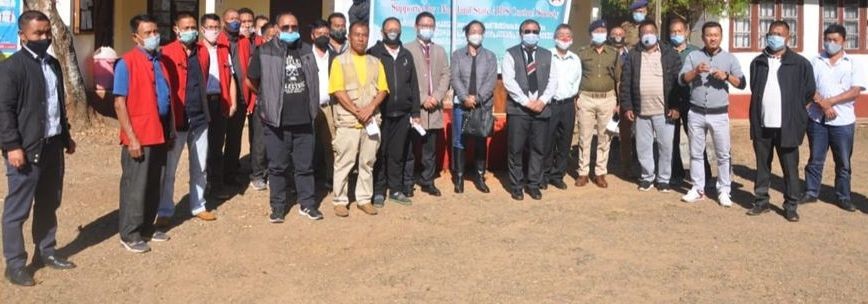Participants along with ADC Jalukie pose for the lens during the observation of World AIDS day on December 1 at Jalukie.