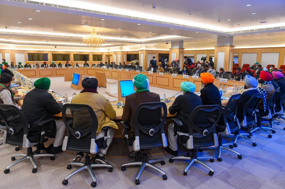 New Delhi: Farmers leaders during a meeting with Union Minister for Agriculture & Farmers Welfare Narendra Singh Tomar (unseen) and Union Minister for Commerce and Industry Piyush Goyal (unseen) over the new farm laws, at Vigyan Bhawan in New Delhi, Wednesday, Dec. 30, 2020. (PTI Photo/Shahbaz Khan)